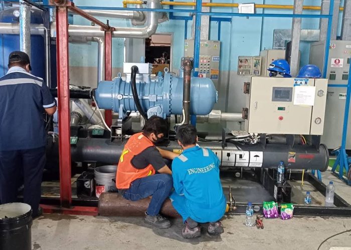 Teknisi Service AC